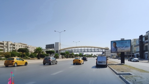 بوستر الدورة 25 من المهرجان و بوستر حفل الافتتاح  في فضاءات تونس و الحمامات