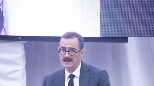 Child-oriented media: Production crisis and absence of strategies?